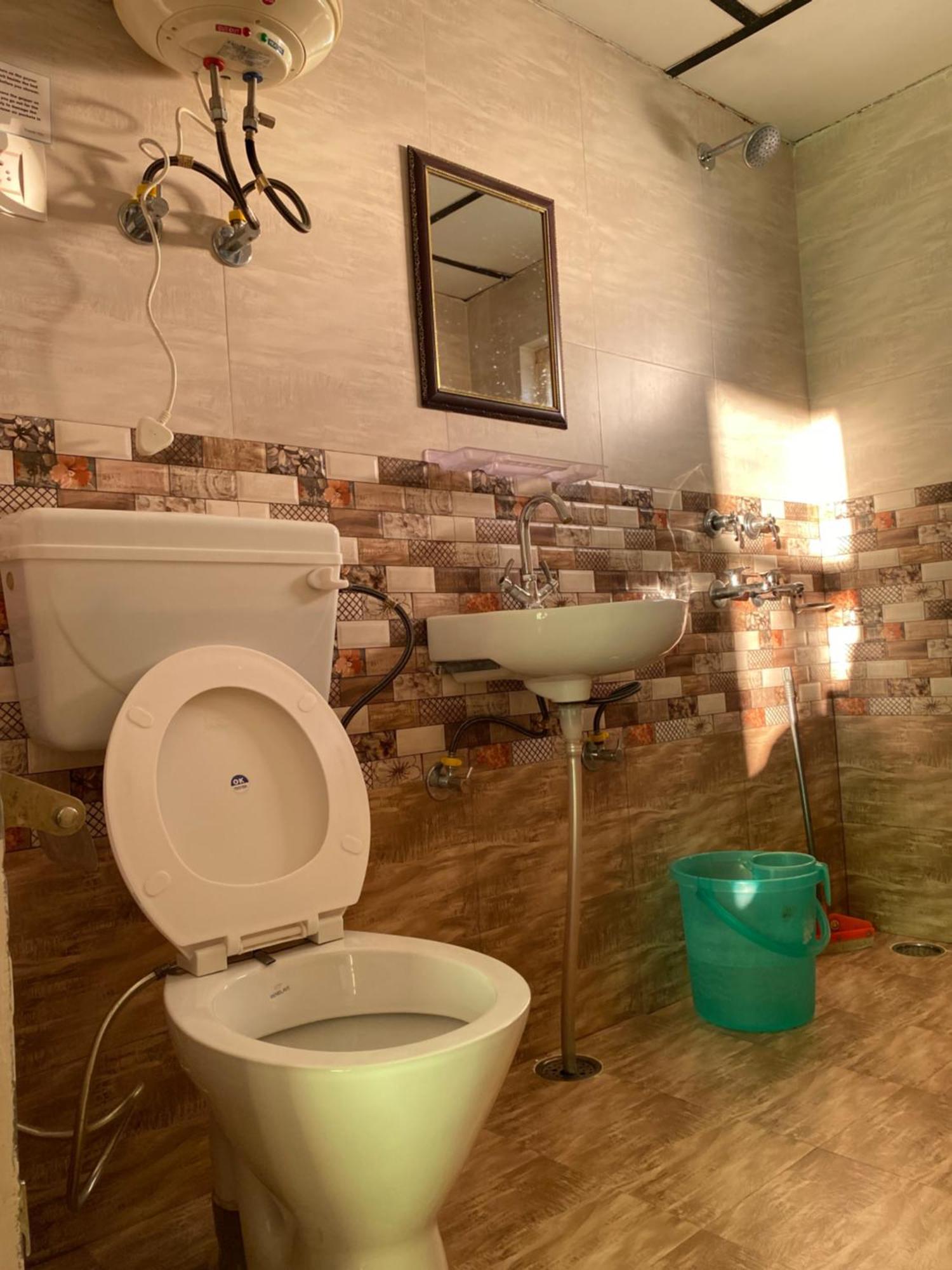Jagatram Niwas Guesthouse Dharamkot Dharamsala Zewnętrze zdjęcie